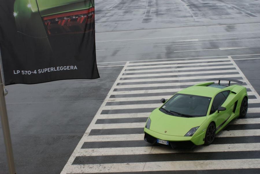  Lamborghini Gallardo LP570-4 Superleggera 2010 года  (фото 58 из 183)